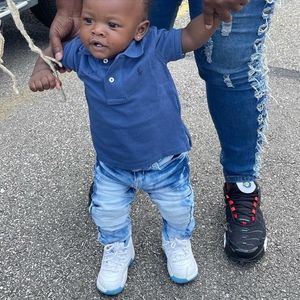 Meet your Posher, Adrian